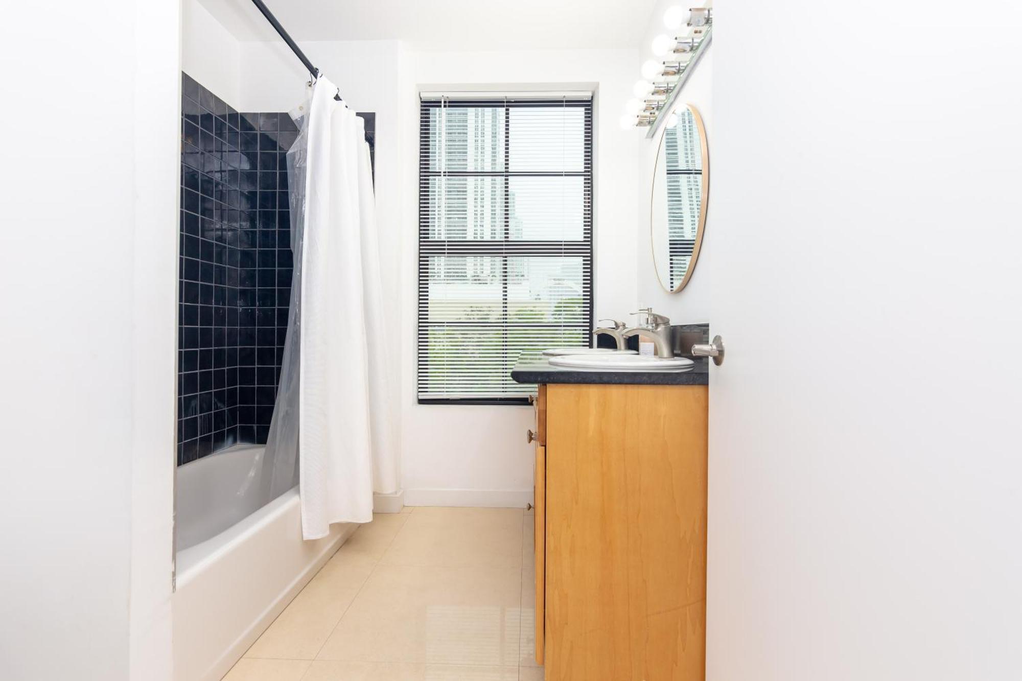 Downtown Miami 2 Bedrooms Apartment Екстериор снимка